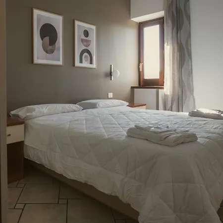 Hera Couette-café Serra Pedace